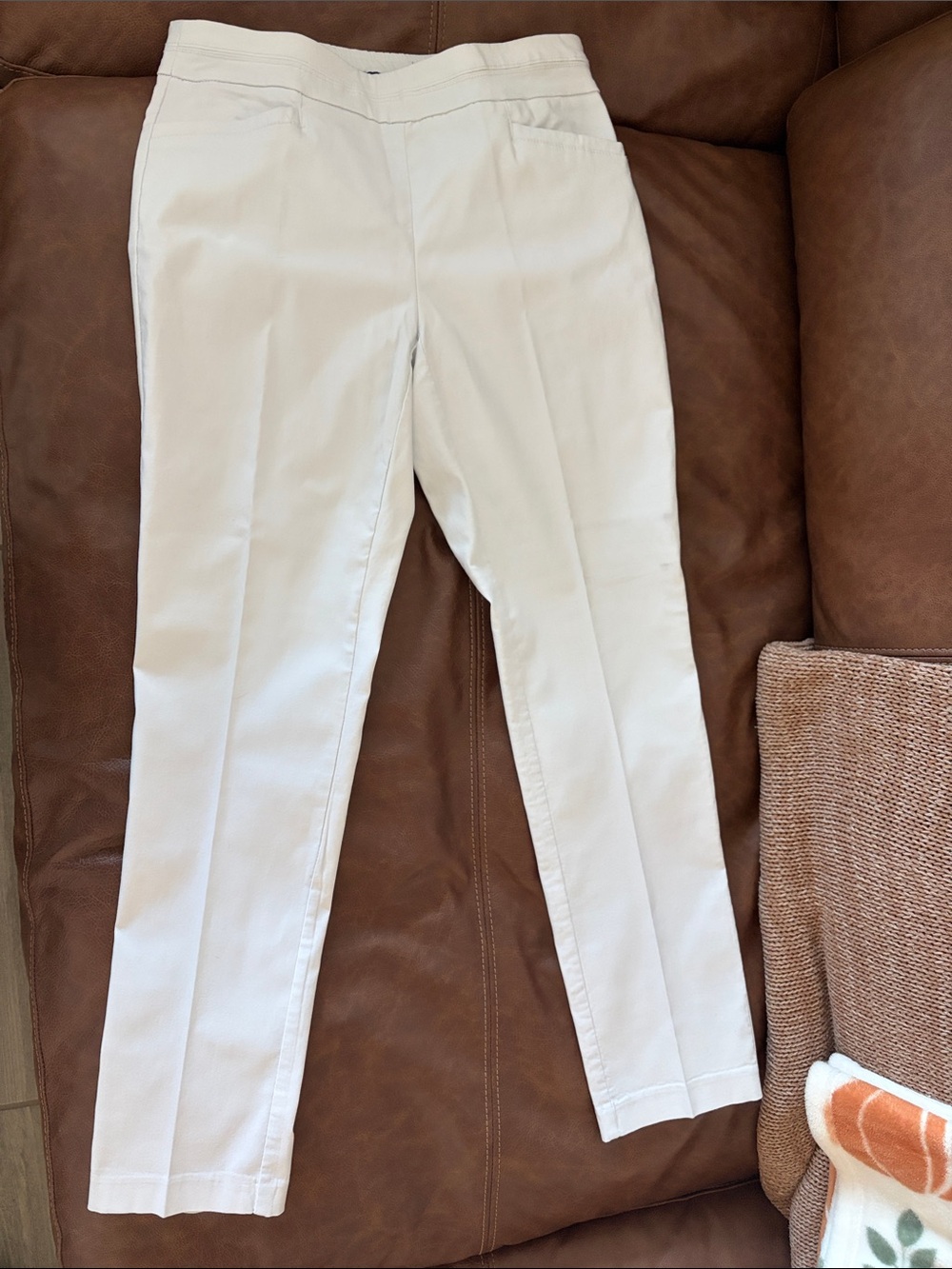Apt. 9 Straight Leg Chinos in Cream